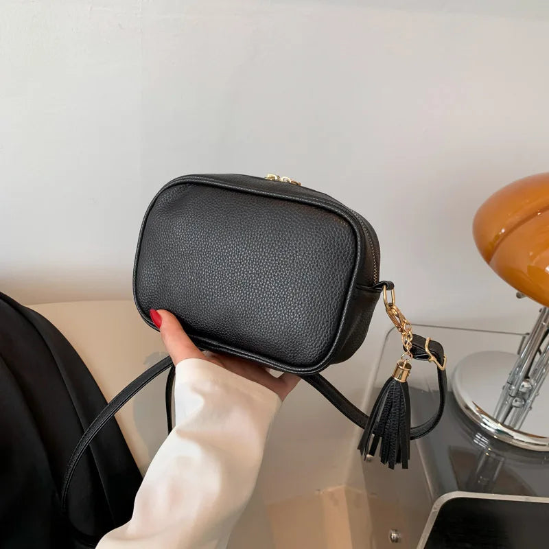 LUNEVIA – BOLSO DE HOMBRO EN PU CON CORREA ANCHA