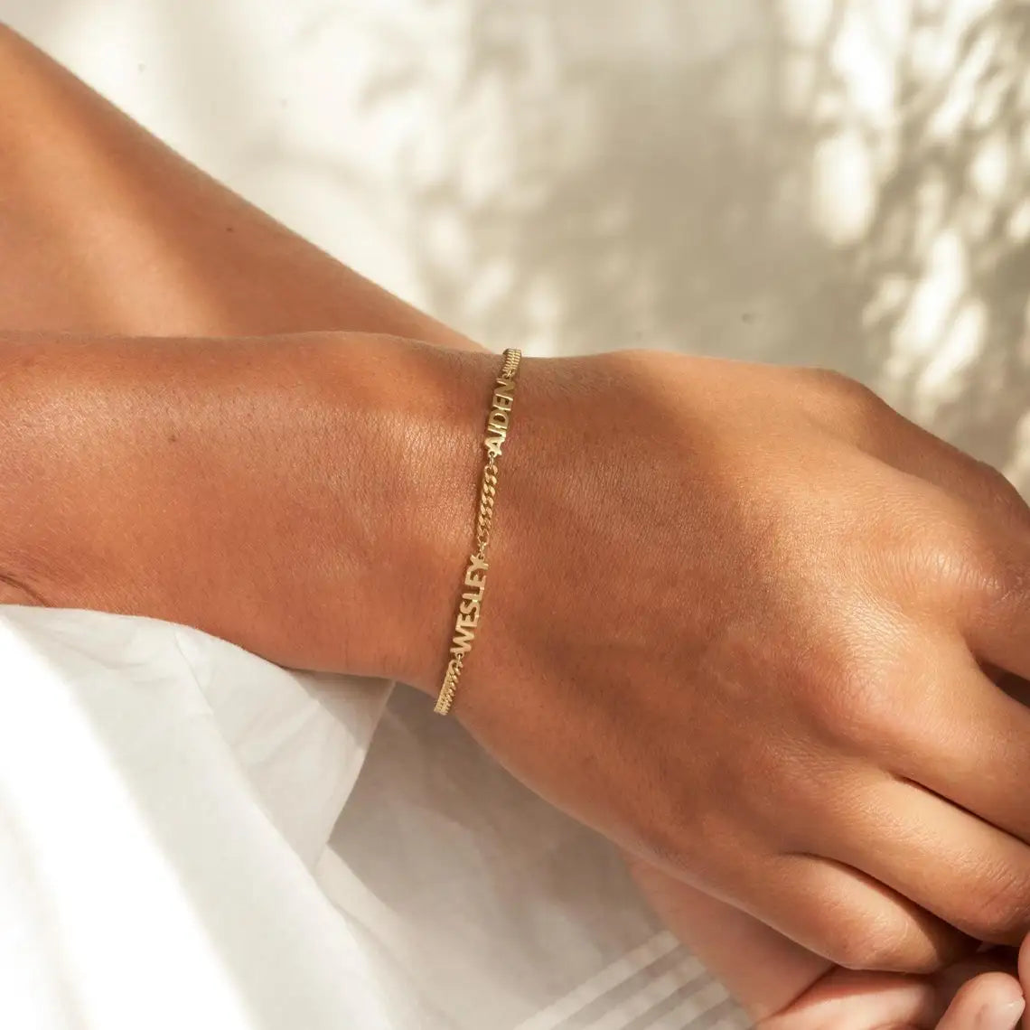 NOMÉA – CUSTOMIZABLE STAINLESS STEEL NAME BRACELET