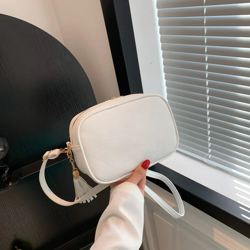 LUNEVIA – BOLSO DE HOMBRO EN PU CON CORREA ANCHA