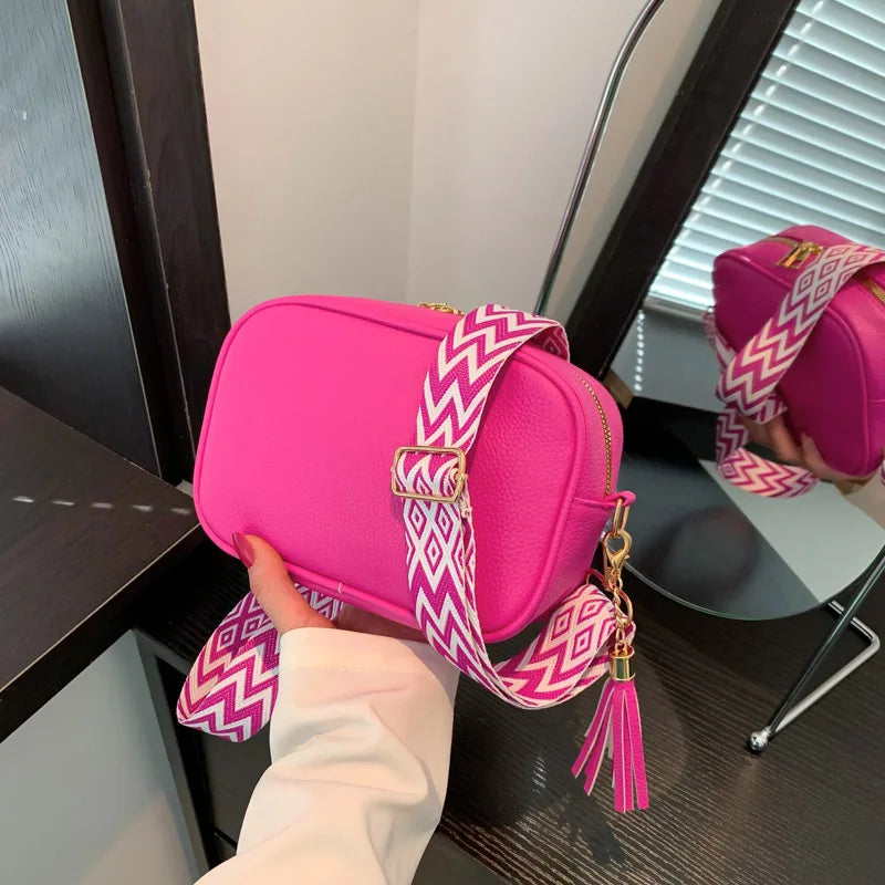 LUNEVIA – BOLSO DE HOMBRO EN PU CON CORREA ANCHA